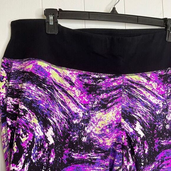 B Active Womens Plus Size 26/28 Athletic Capri High Rise Leggings Purple Swirl - Picture 2 of 8